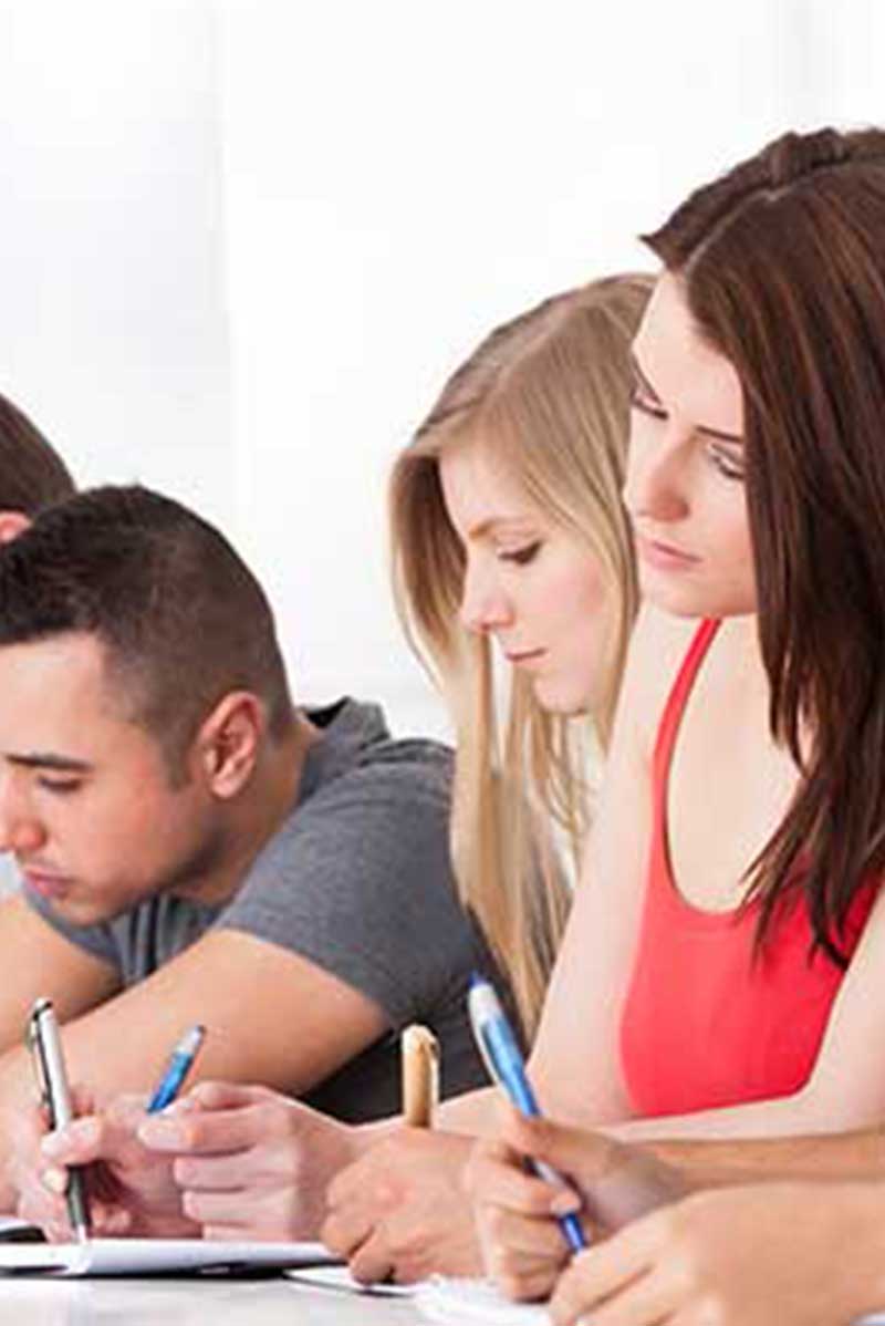 studying students in sat punctuate texts